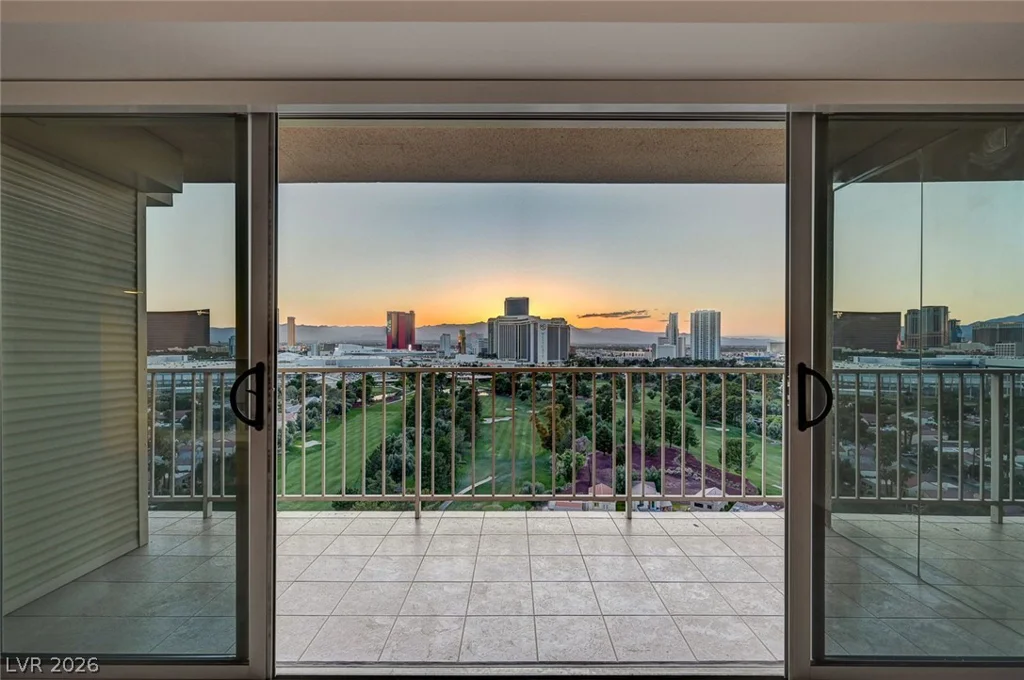 3111 Bel Air, Las Vegas, NV 89109