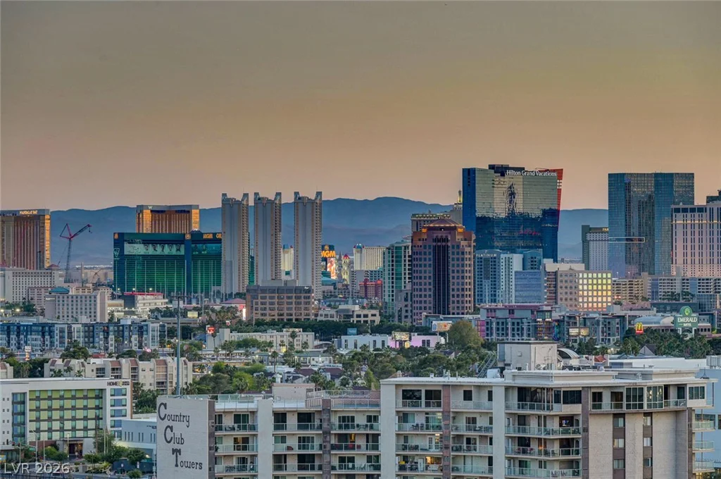 3111 Bel Air, Las Vegas, NV 89109