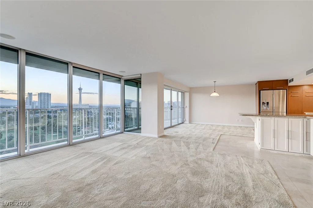 3111 Bel Air, Las Vegas, NV 89109