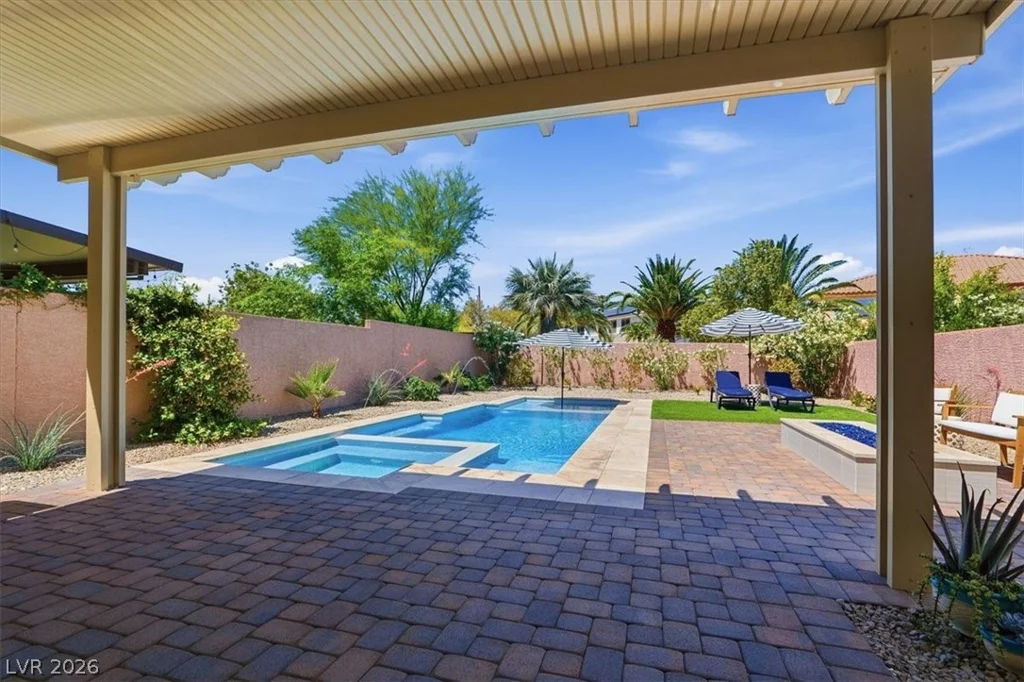 9243 Bluemist Falls, Las Vegas, NV 89123