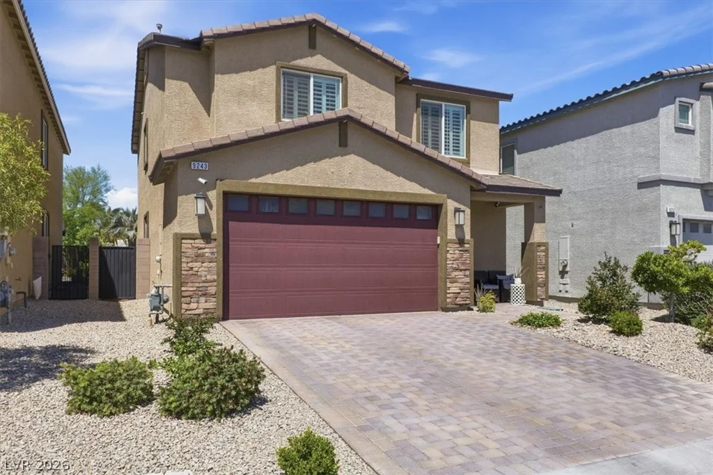 9243 Bluemist Falls, Las Vegas, NV 89123