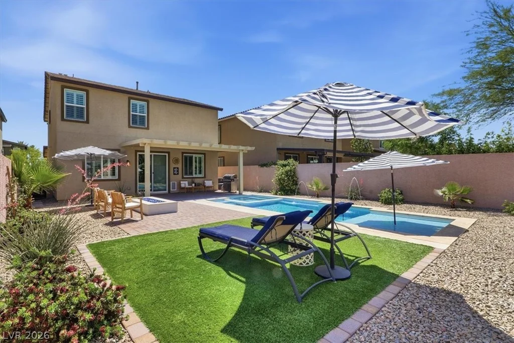 9243 Bluemist Falls, Las Vegas, NV 89123