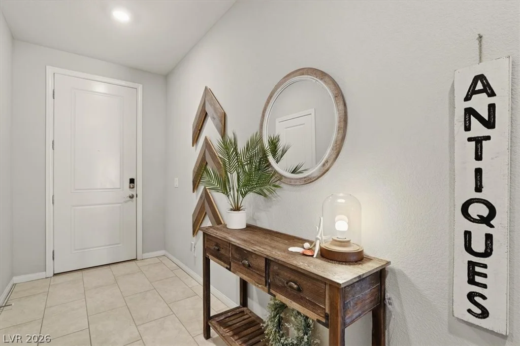 9243 Bluemist Falls, Las Vegas, NV 89123