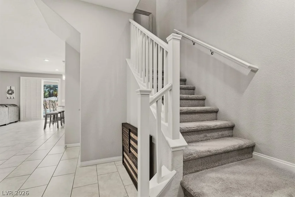 9243 Bluemist Falls, Las Vegas, NV 89123