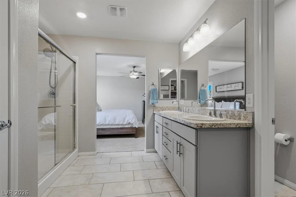 9243 Bluemist Falls, Las Vegas, NV 89123