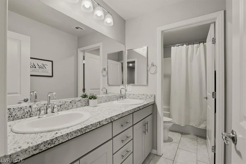 9243 Bluemist Falls, Las Vegas, NV 89123