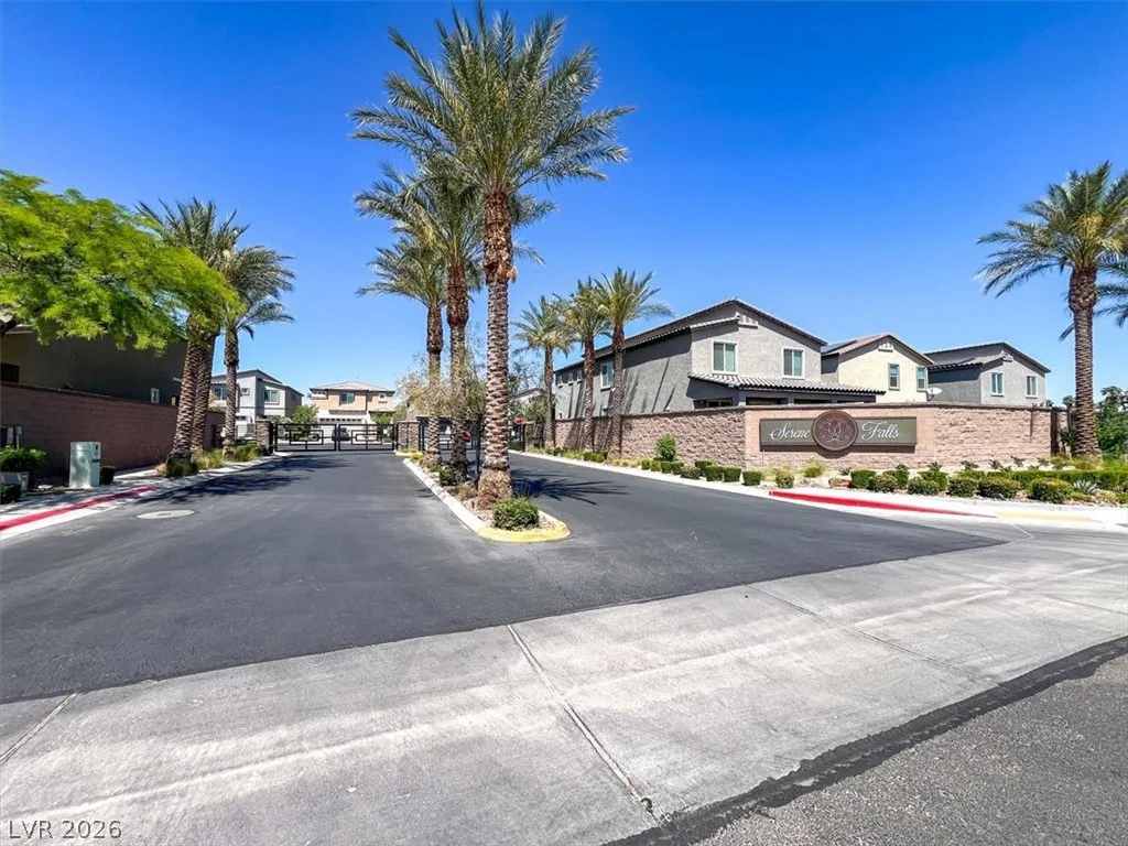 9243 Bluemist Falls, Las Vegas, NV 89123