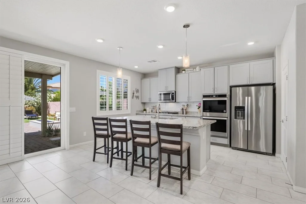 9243 Bluemist Falls, Las Vegas, NV 89123