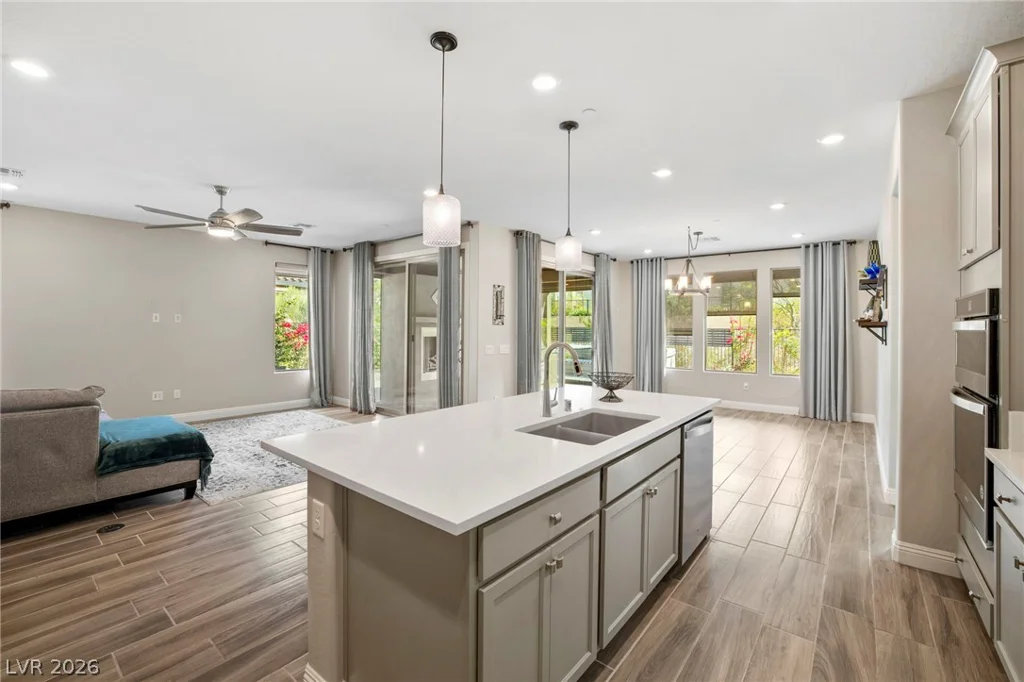 25 Desert Sunshine, Henderson, NV 89011