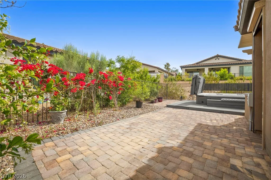 25 Desert Sunshine, Henderson, NV 89011