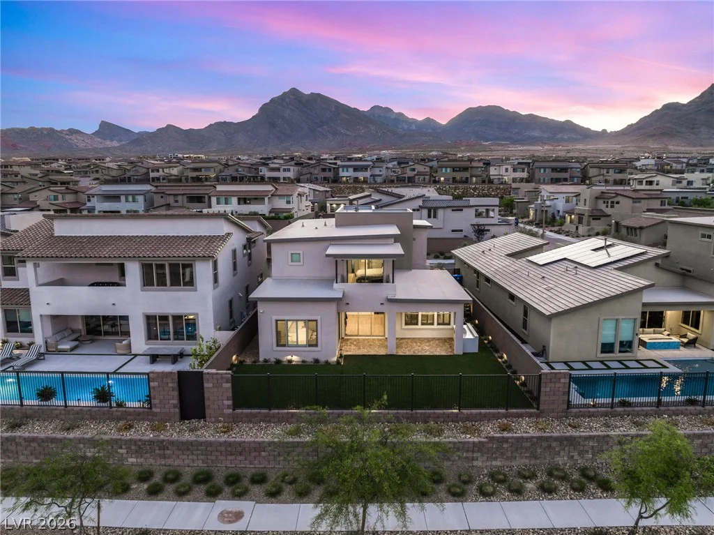 484 Windstone Crest, Las Vegas, NV 89138