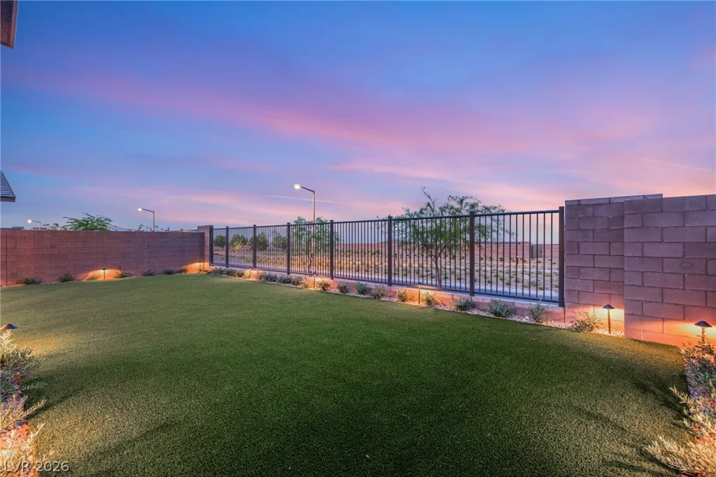 484 Windstone Crest, Las Vegas, NV 89138