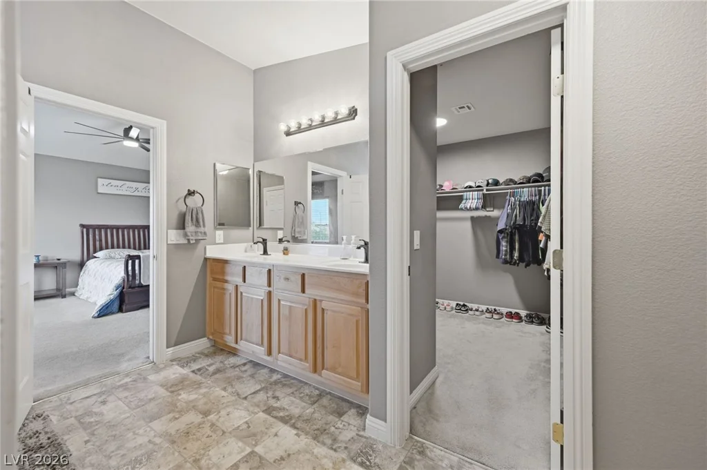 6053 Sea Cliff Cove, North Las Vegas, NV 89031