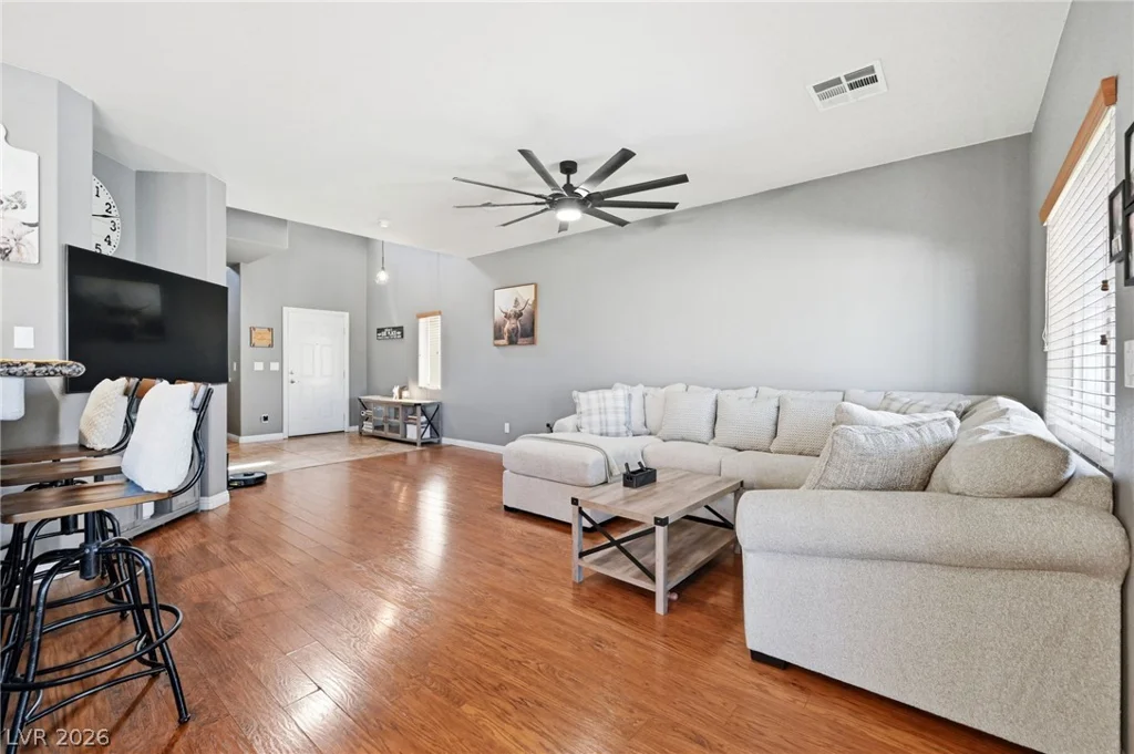 6053 Sea Cliff Cove, North Las Vegas, NV 89031