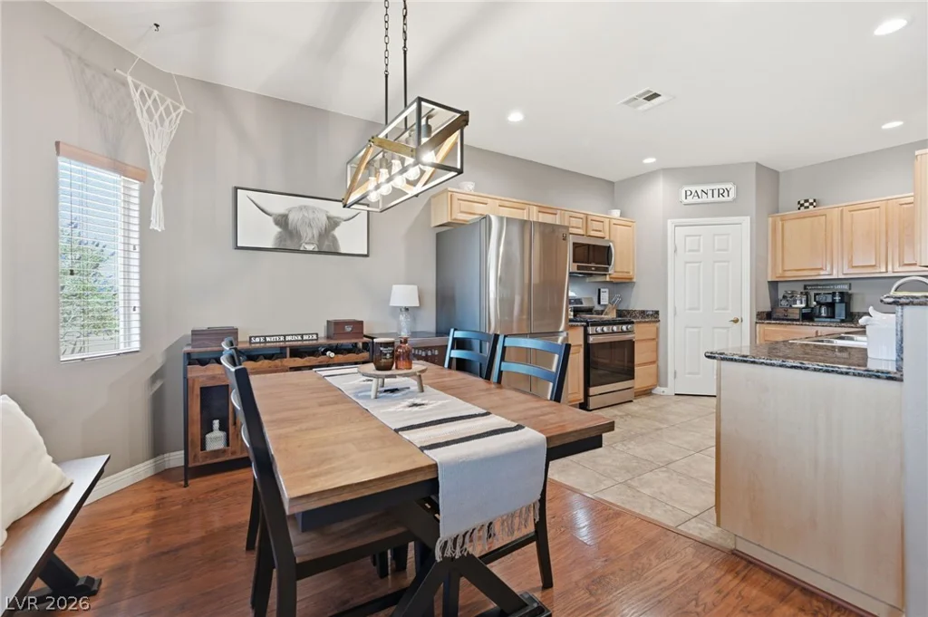 6053 Sea Cliff Cove, North Las Vegas, NV 89031