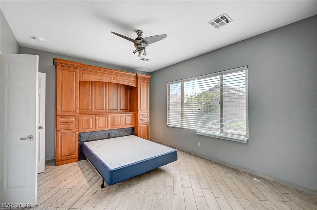 5977 Falconer, Las Vegas, NV 89122