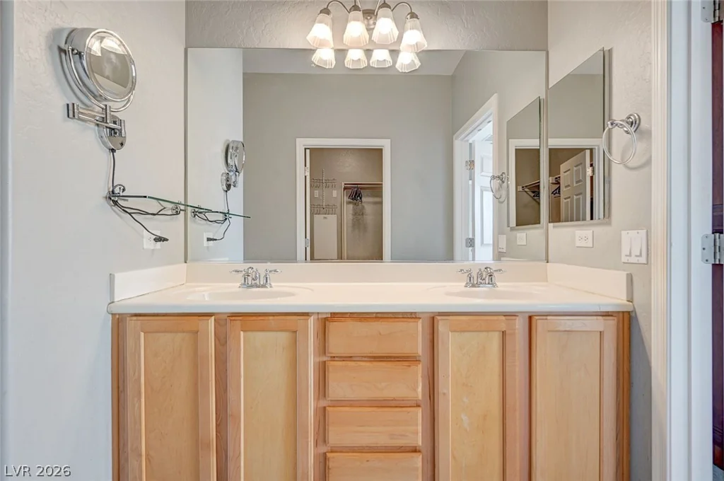 5977 Falconer, Las Vegas, NV 89122