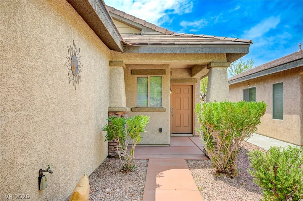 5977 Falconer, Las Vegas, NV 89122