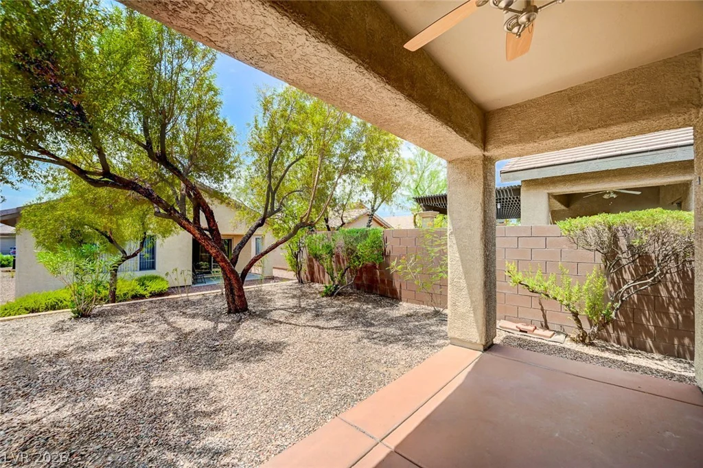 5977 Falconer, Las Vegas, NV 89122