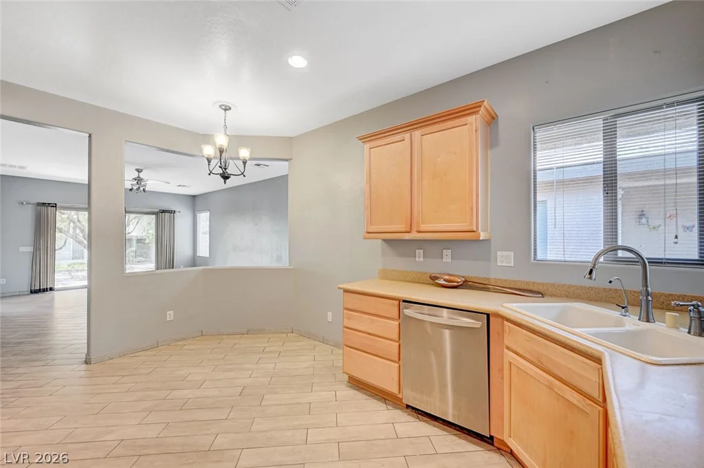 5977 Falconer, Las Vegas, NV 89122