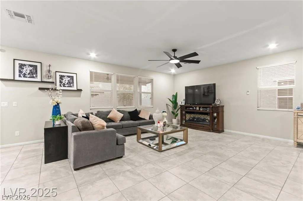 7502 Lush Oasis, Las Vegas, NV 89113