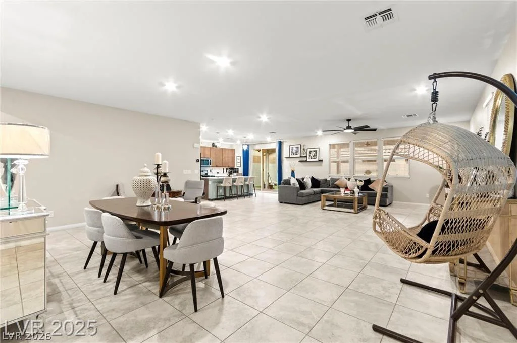 7502 Lush Oasis, Las Vegas, NV 89113