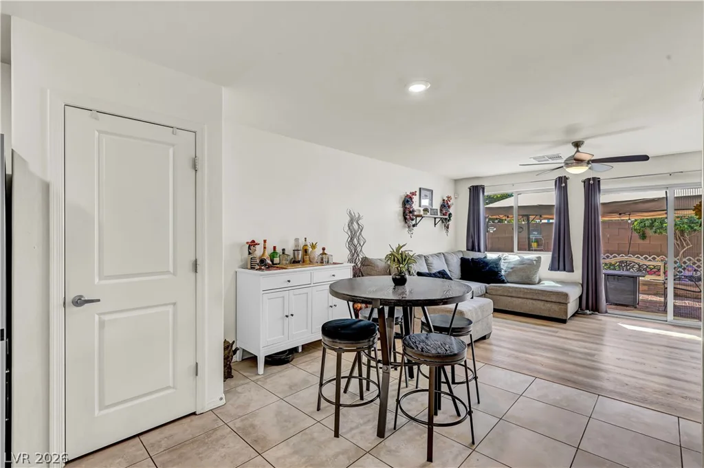 4389 Panther Cove, Las Vegas, NV 89115