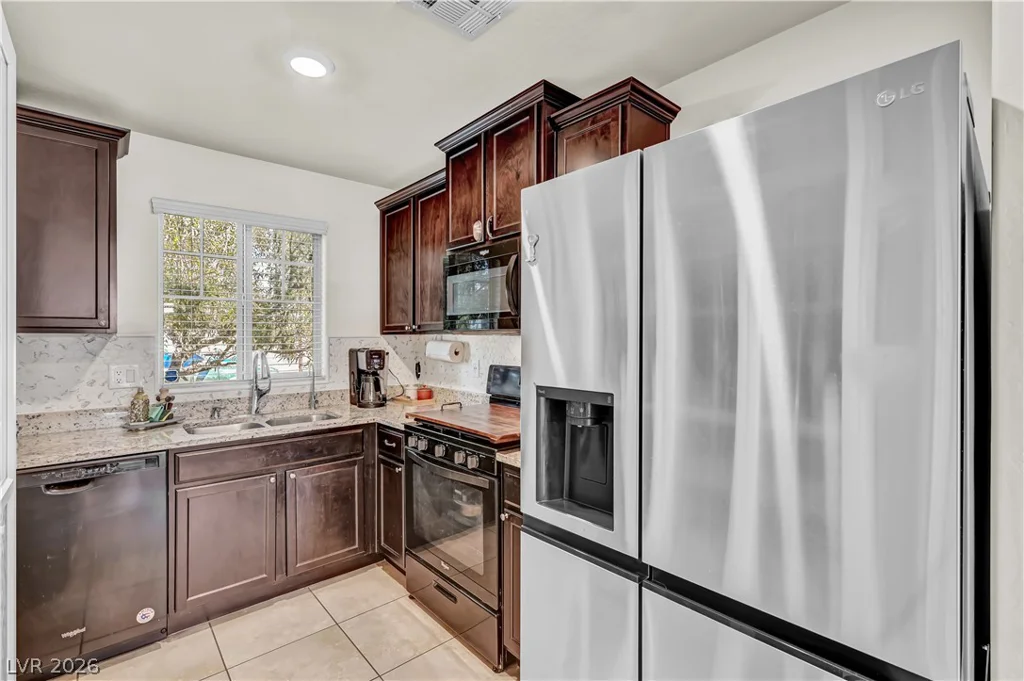 4389 Panther Cove, Las Vegas, NV 89115