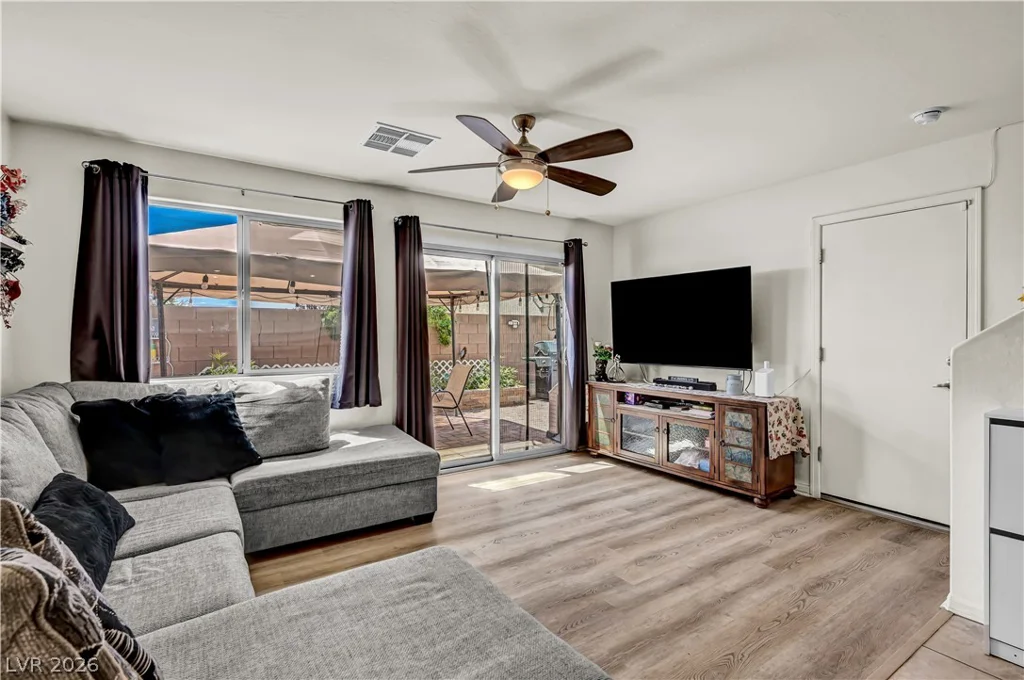 4389 Panther Cove, Las Vegas, NV 89115