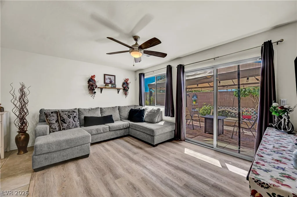4389 Panther Cove, Las Vegas, NV 89115
