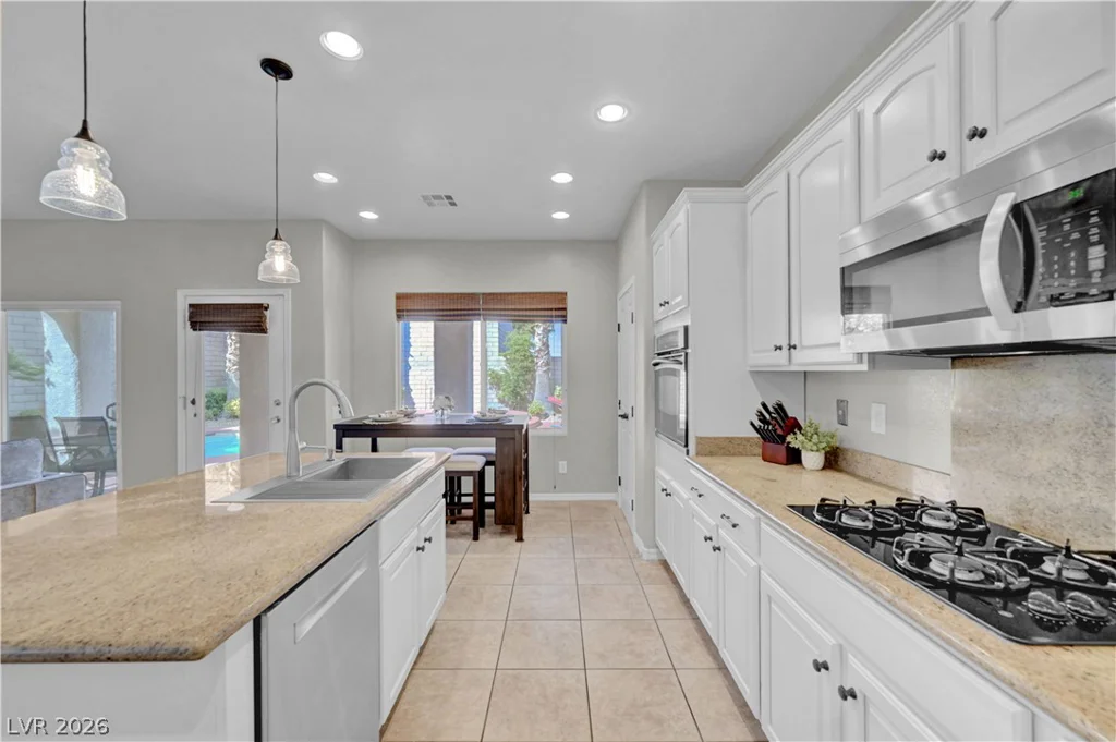820 Colina Alta, Las Vegas, NV 89138