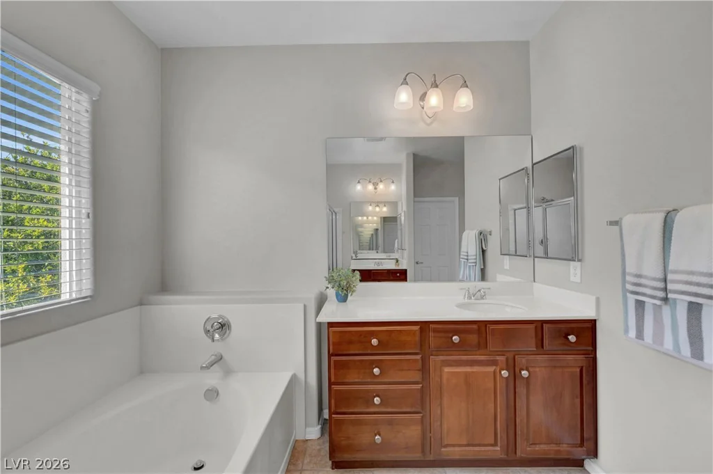820 Colina Alta, Las Vegas, NV 89138
