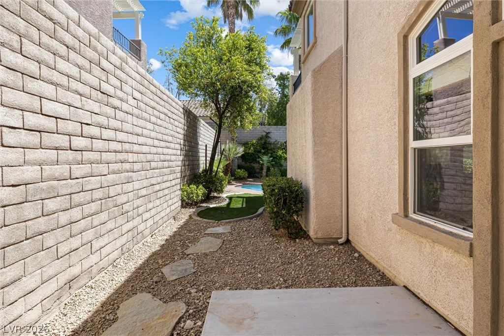 820 Colina Alta, Las Vegas, NV 89138