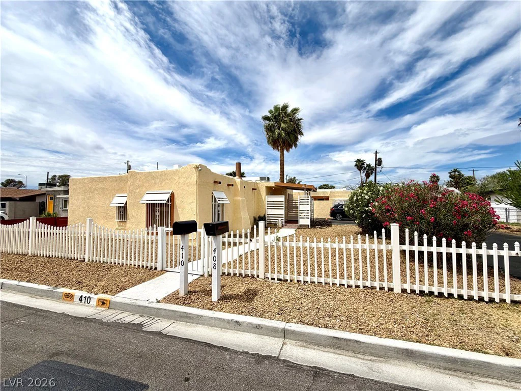 408 Vandalia, Las Vegas, NV 89106