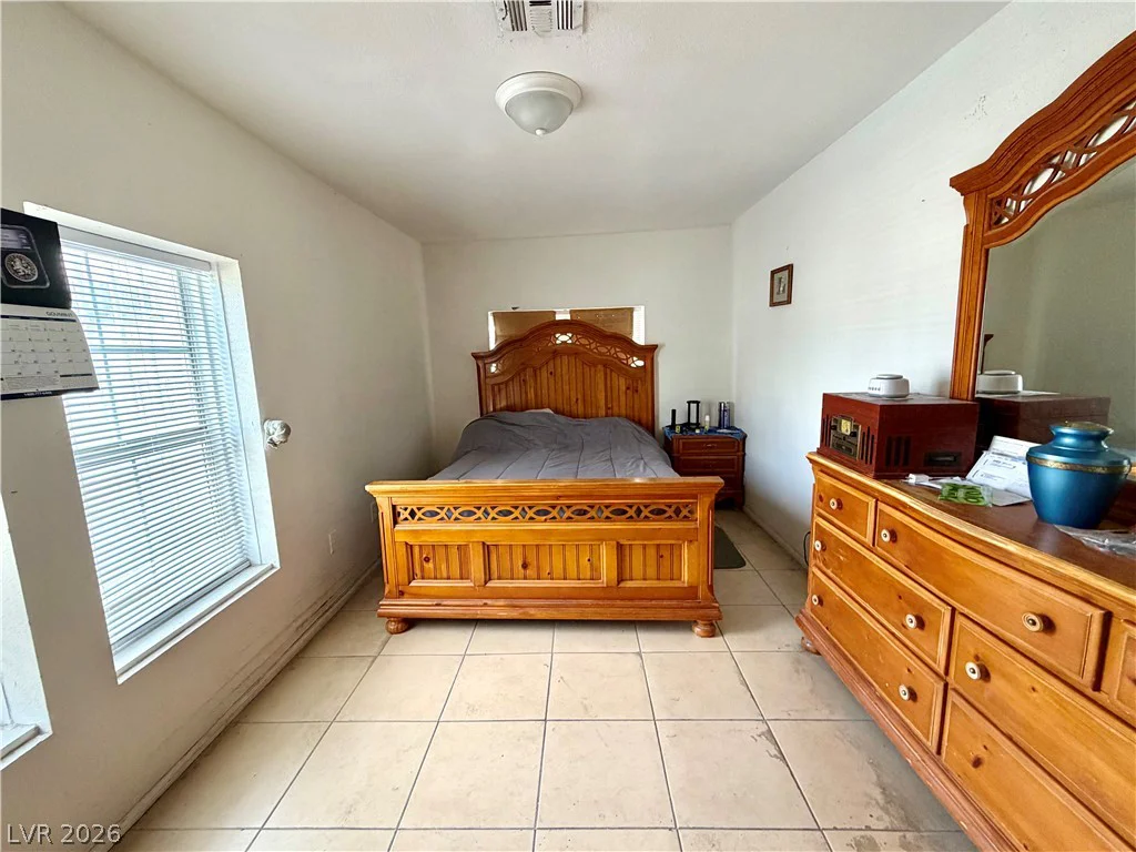 408 Vandalia, Las Vegas, NV 89106