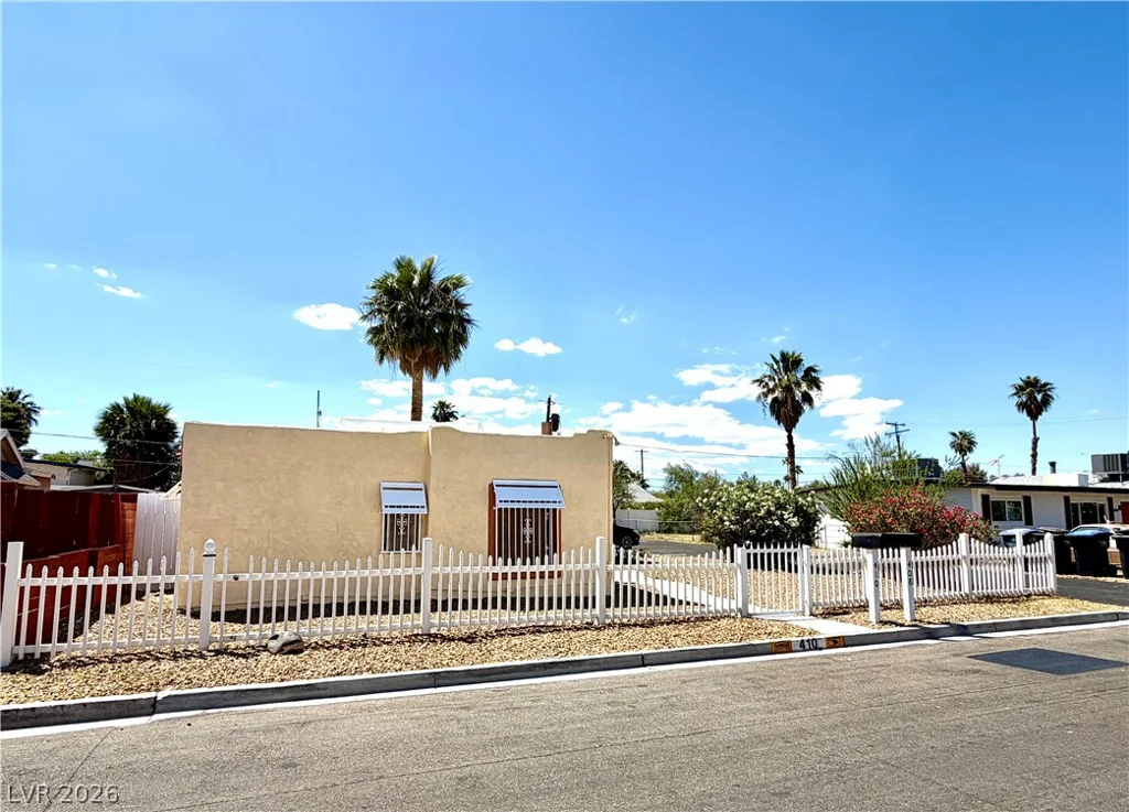 408 Vandalia, Las Vegas, NV 89106