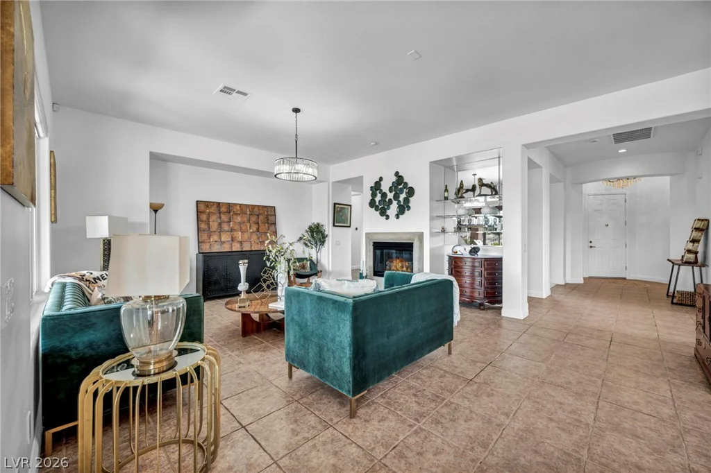 8324 Chapelle, Las Vegas, NV 89131