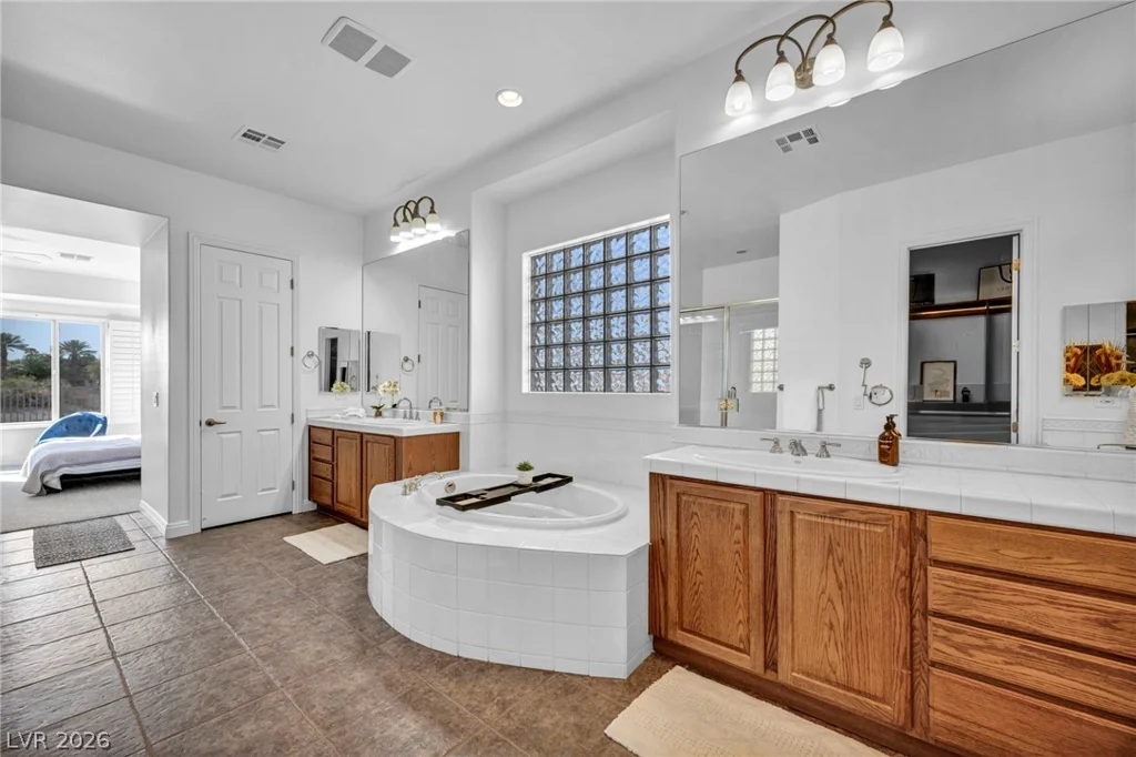 8324 Chapelle, Las Vegas, NV 89131