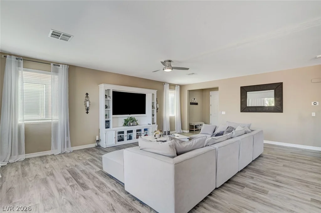 5412 Talmo, North Las Vegas, NV 89081