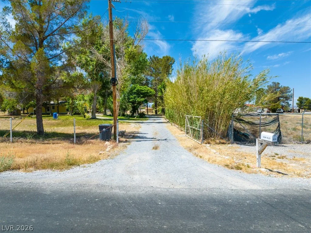 5220 Squaw Valley *5 ACRES*, Pahrump, NV 89061