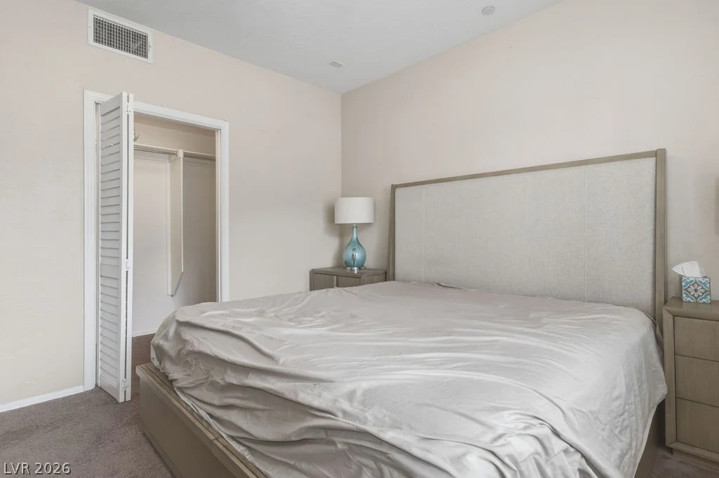 8324 Charleston, Las Vegas, NV 89117