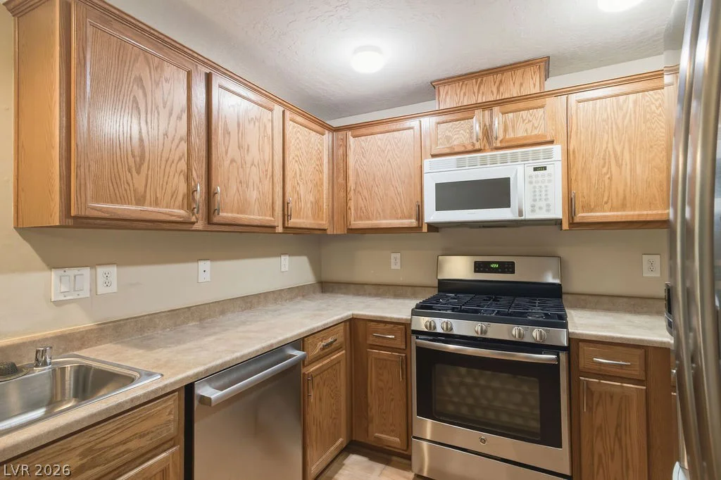 8324 Charleston, Las Vegas, NV 89117