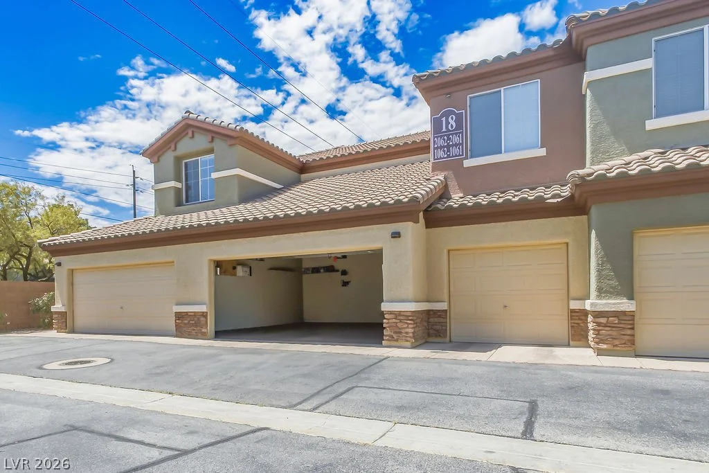 8324 Charleston, Las Vegas, NV 89117