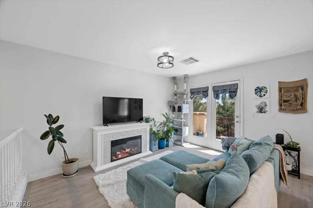 10380 Coyote Cub, Las Vegas, NV 89129