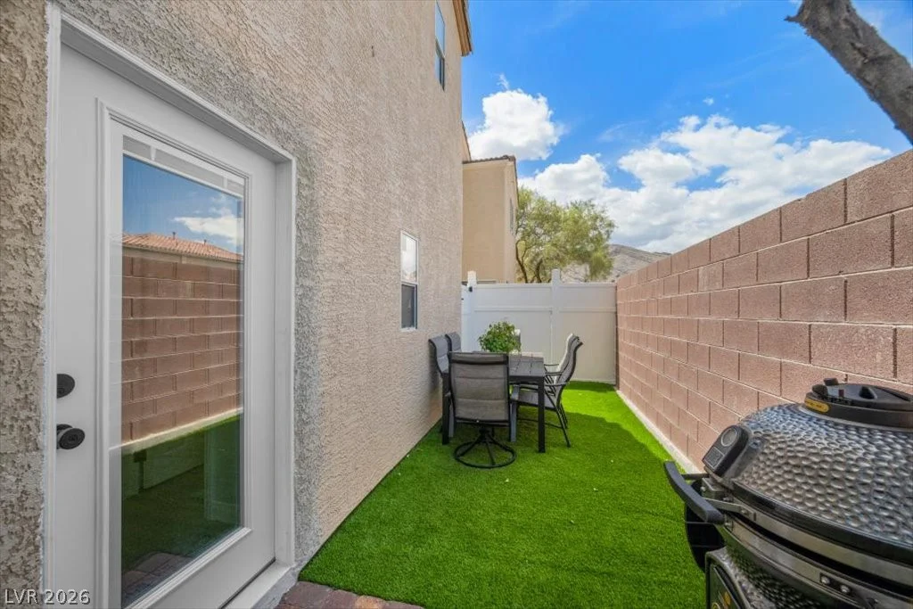 10380 Coyote Cub, Las Vegas, NV 89129