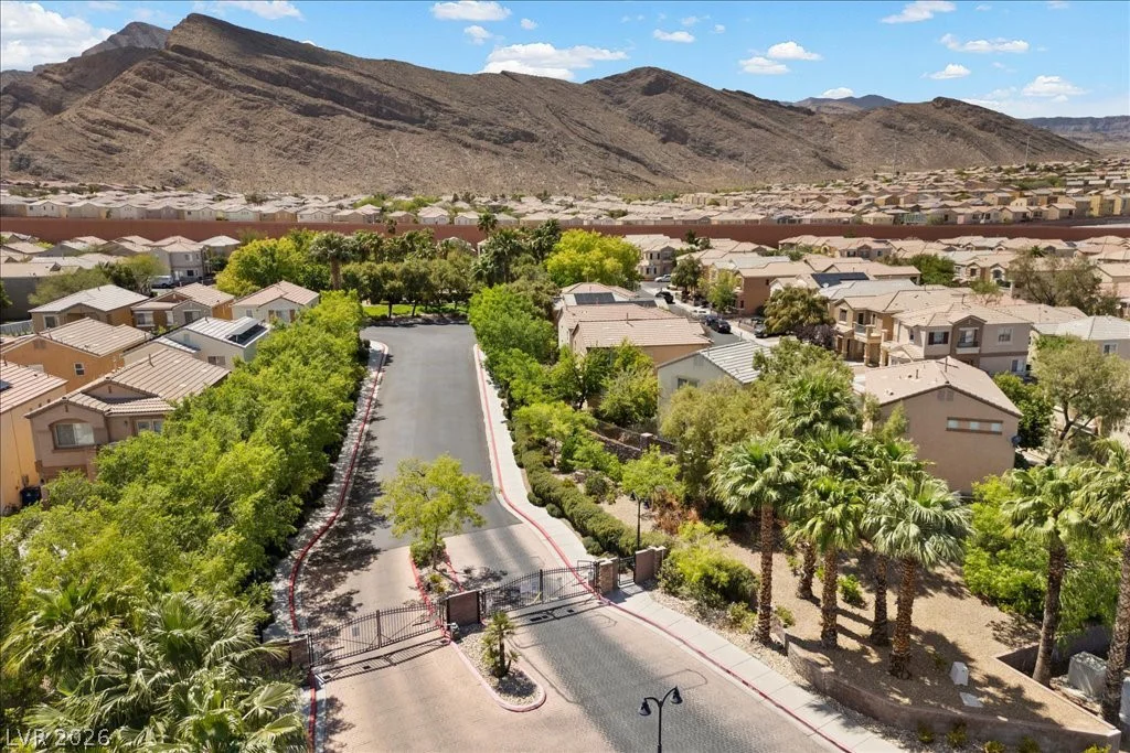 10380 Coyote Cub, Las Vegas, NV 89129