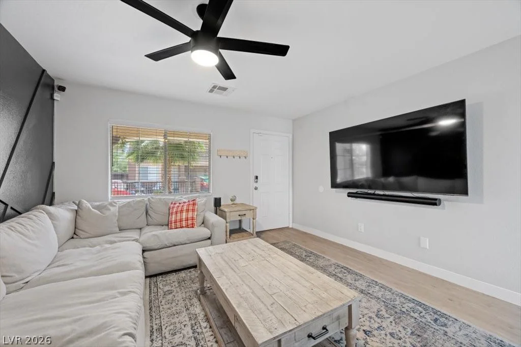 10380 Coyote Cub, Las Vegas, NV 89129