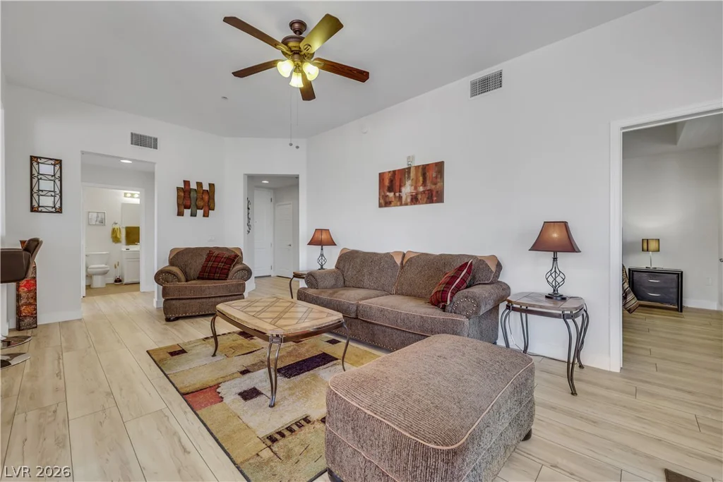 27 Agate, Las Vegas, NV 89123