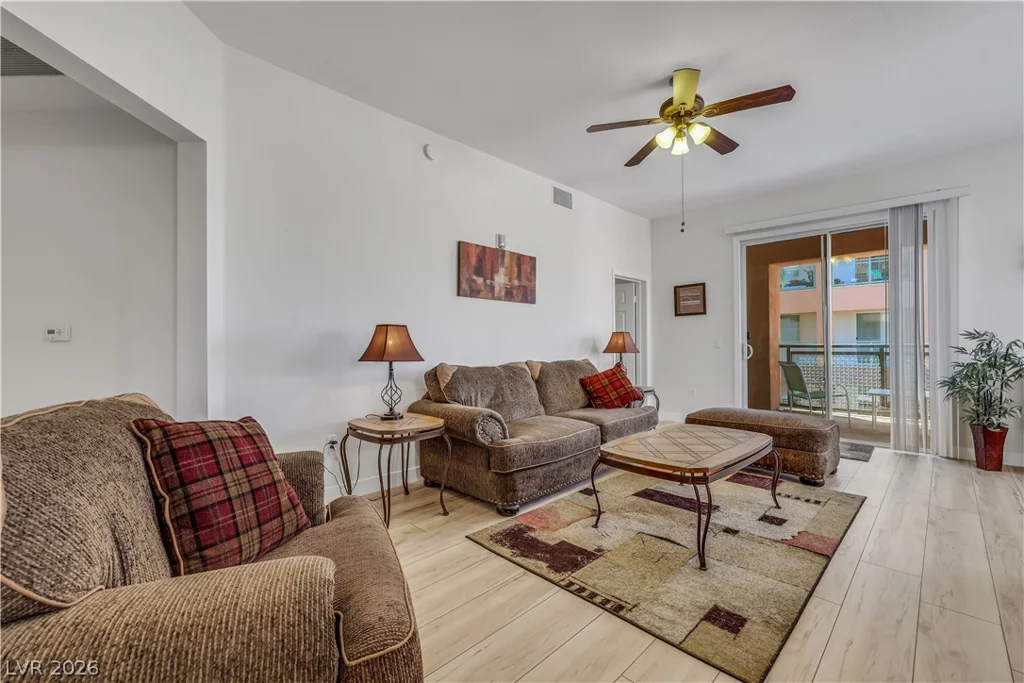 27 Agate, Las Vegas, NV 89123
