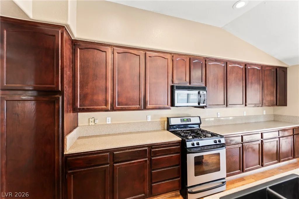 9700 Tumble Lake, Las Vegas, NV 89147